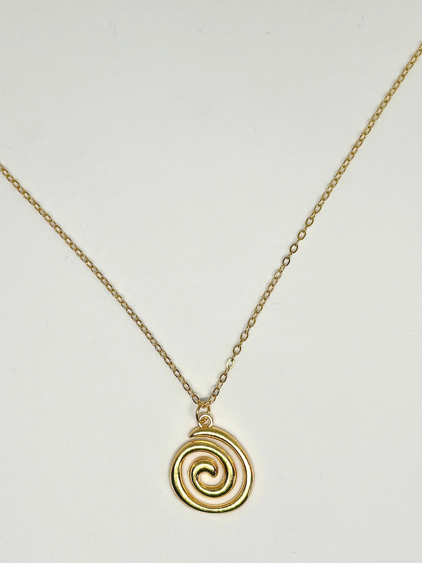 Swirl Necklace<3