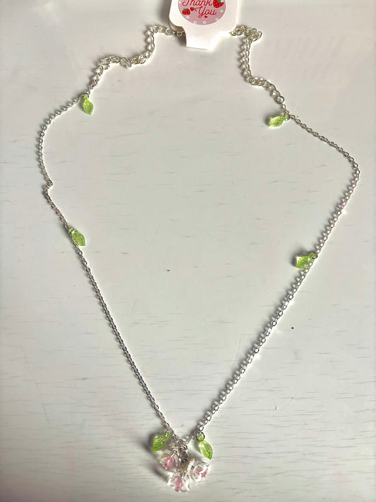 Dainty Floral Necklace <3