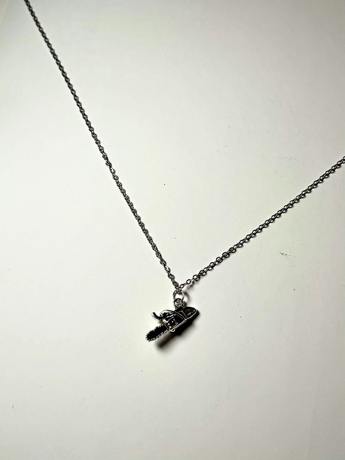 Chainsaw Necklace <3