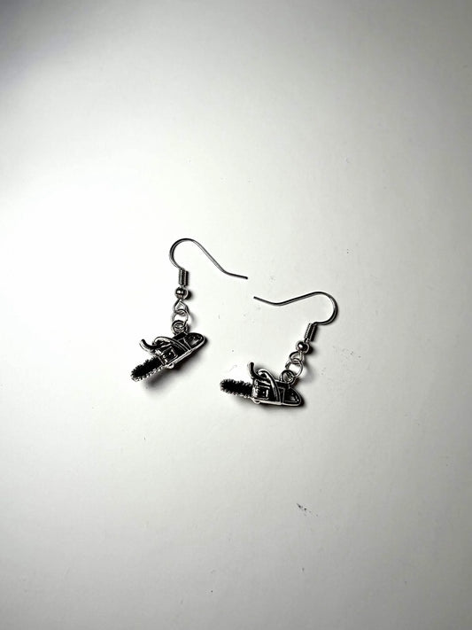 Chainsaw Earrings <3