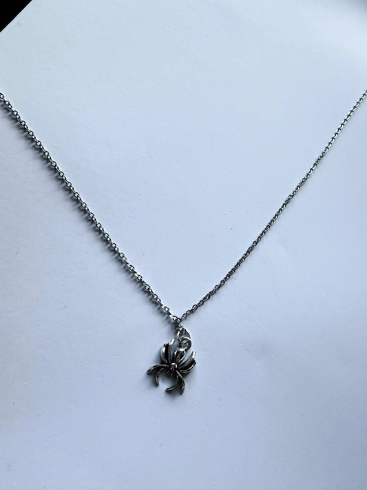 Spider Necklace <3